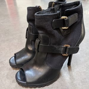 Tory Burch Black Oren Ankle Boot Bootie 9